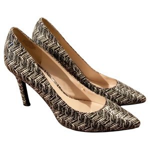Nine West B&W Pumps